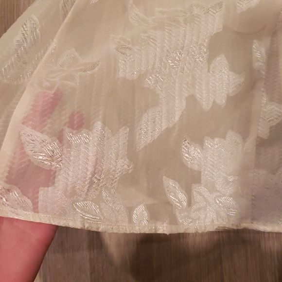 Ivory dress - Picture 3 of 3